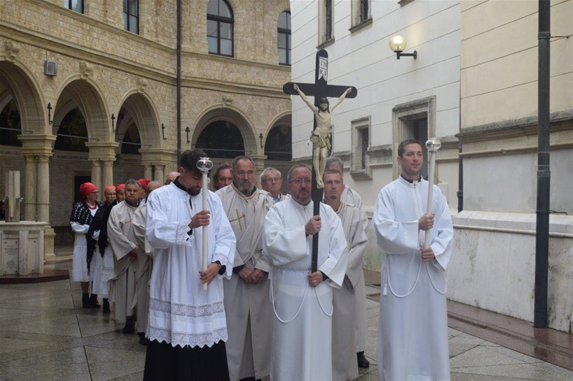 Uvodjenje prec Sestaka u sluzbu 03