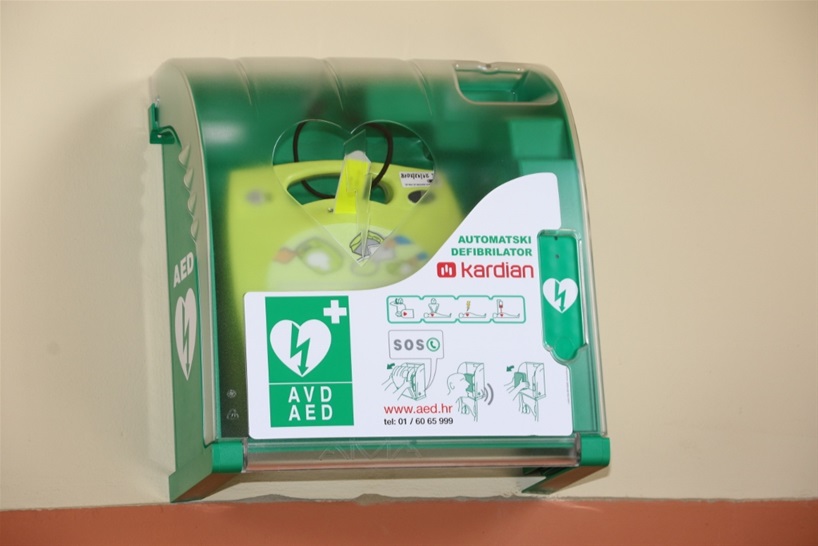 defibrilator (10)